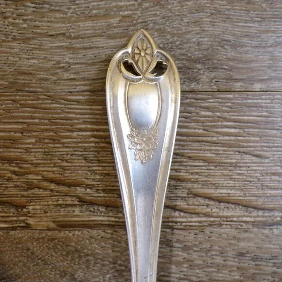 OLD COLONY 1911 Casserole Berry / Spoon 1847 Rogers Bros XS Triple Silver Plate - Picture 6 of 8